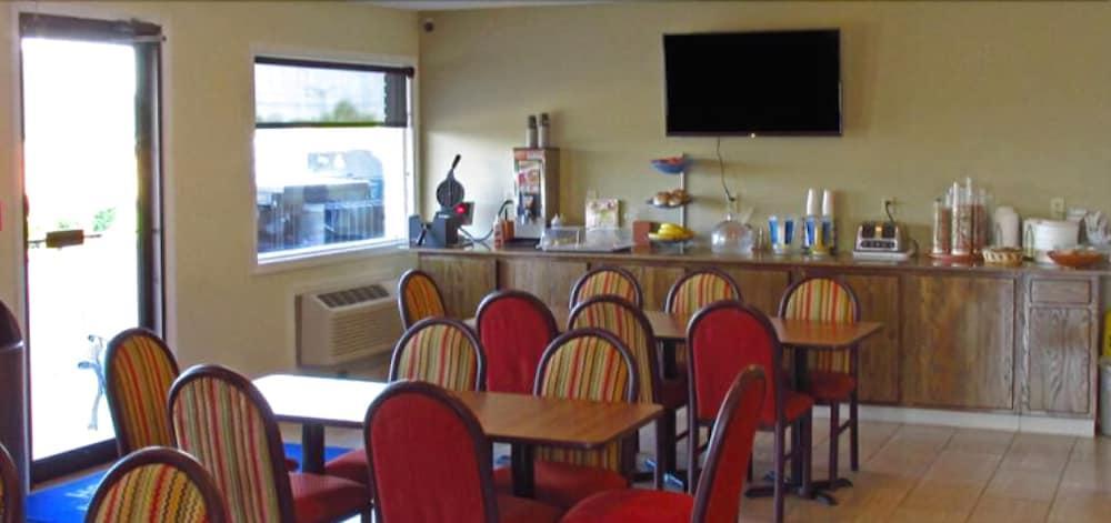 Americas Best Value Inn-Celina Esterno foto