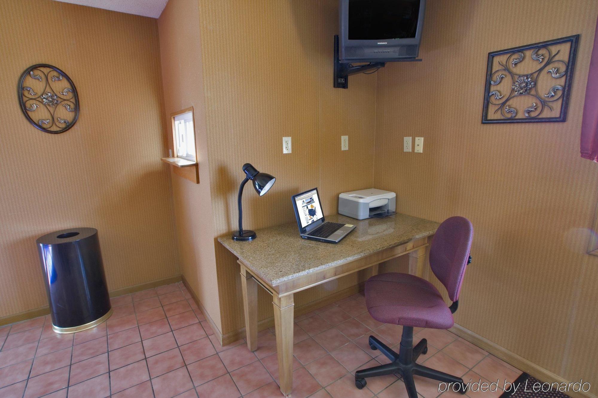 Americas Best Value Inn-Celina Interno foto